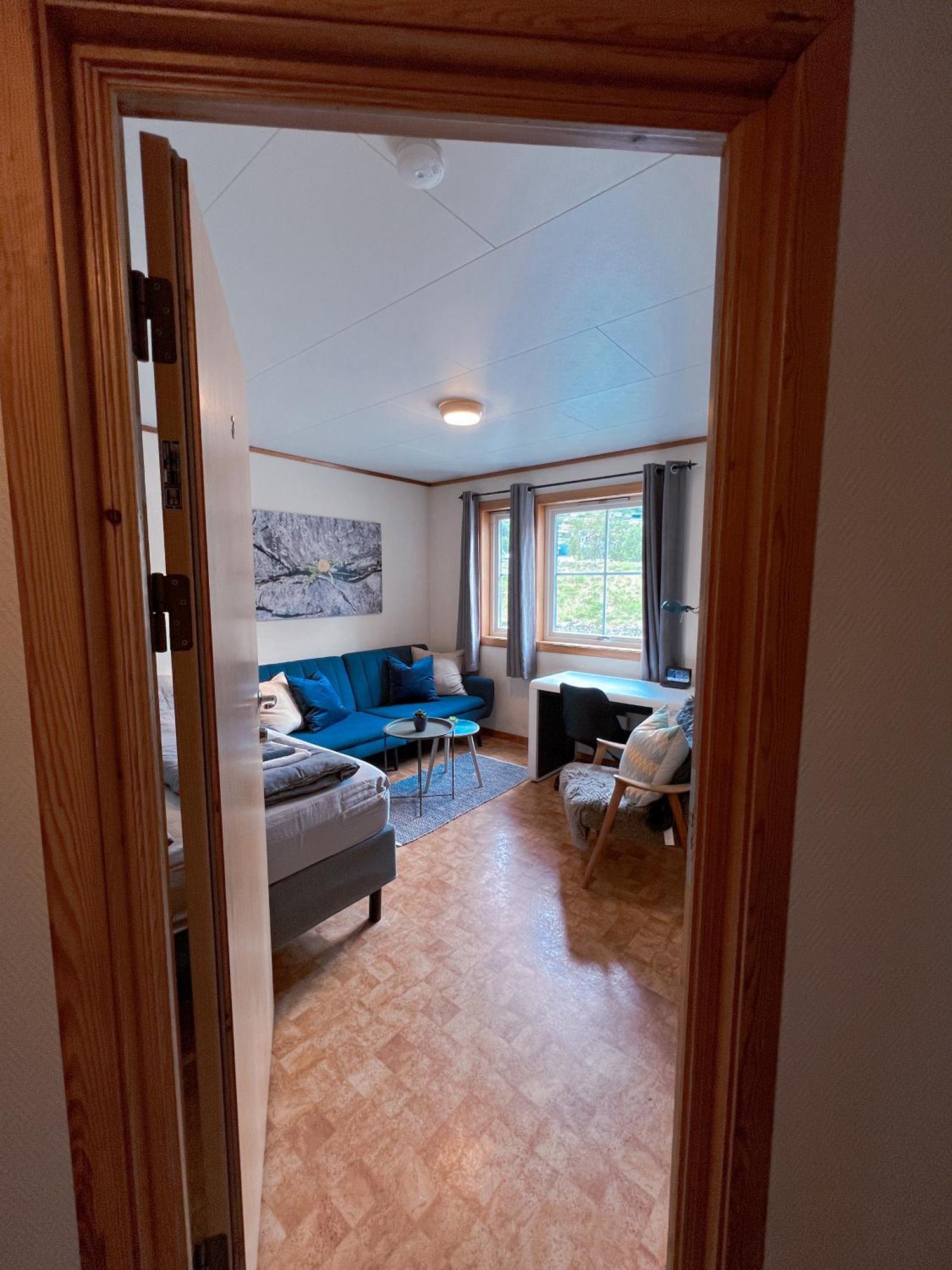 Privat Rom I Leilighet Hotel Sogndal Eksteriør billede