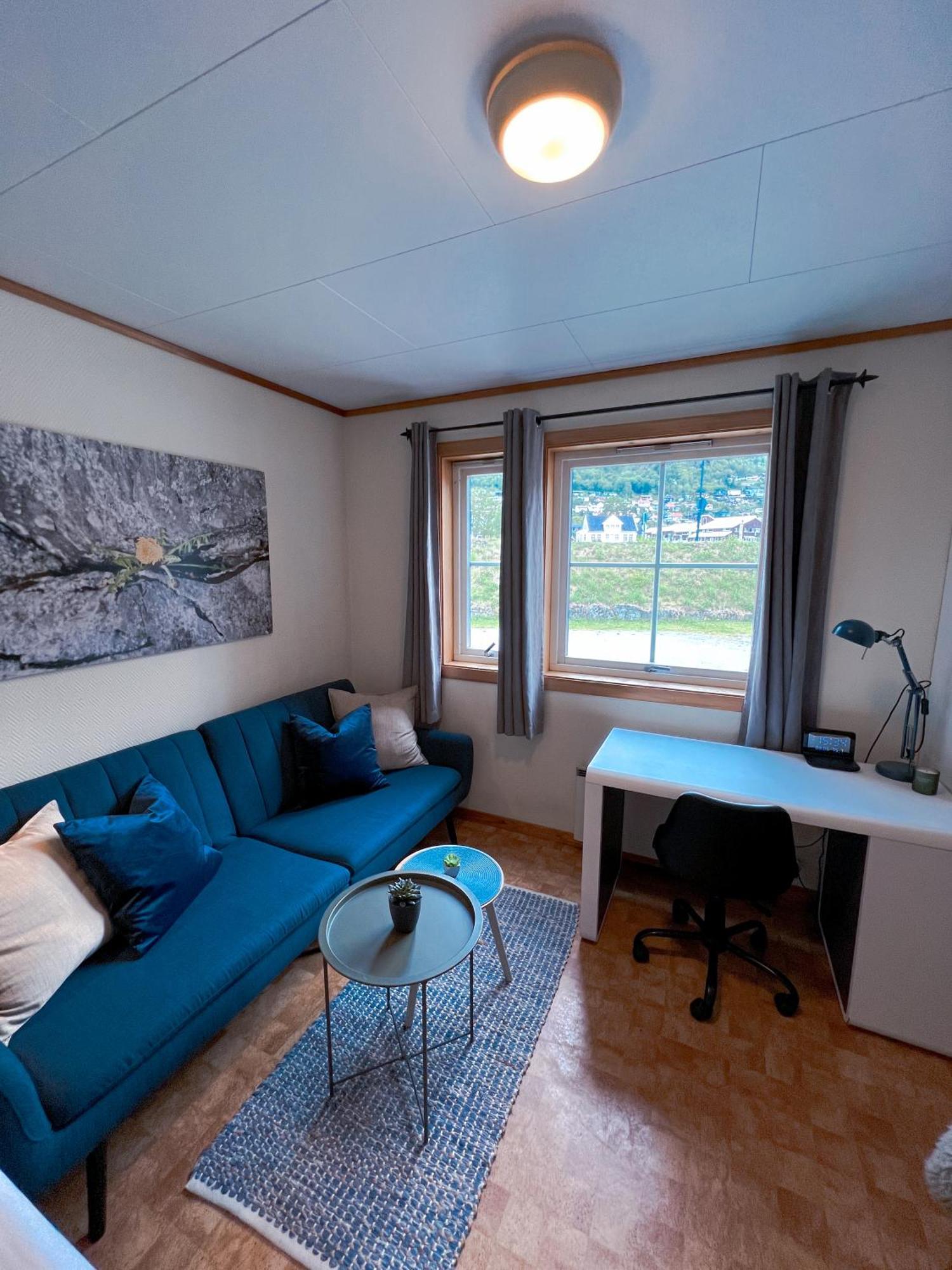 Privat Rom I Leilighet Hotel Sogndal Eksteriør billede