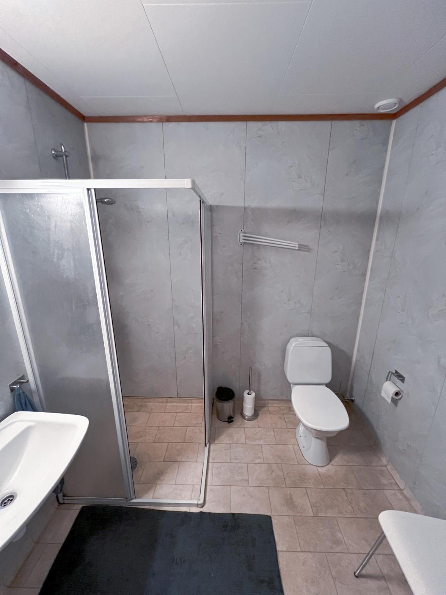 Privat Rom I Leilighet Hotel Sogndal Eksteriør billede